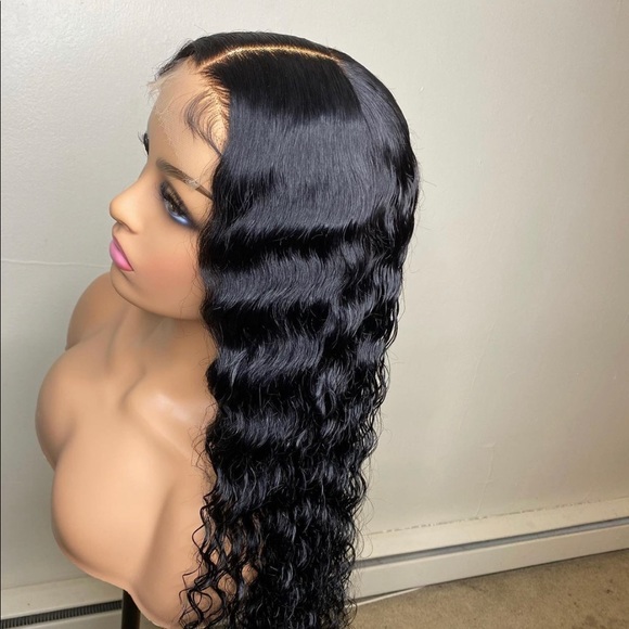 Briana water wave closure wig - Picture 3 of 3